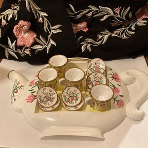 Teapot tic-tax-toe game